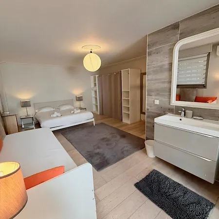 Villa Hamo 6 Bedroom - Charming Pool - Center *