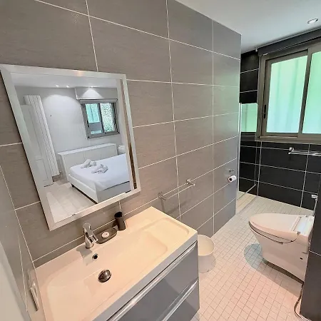 Hamo 6 Bedroom - Charming Pool - Center Villa