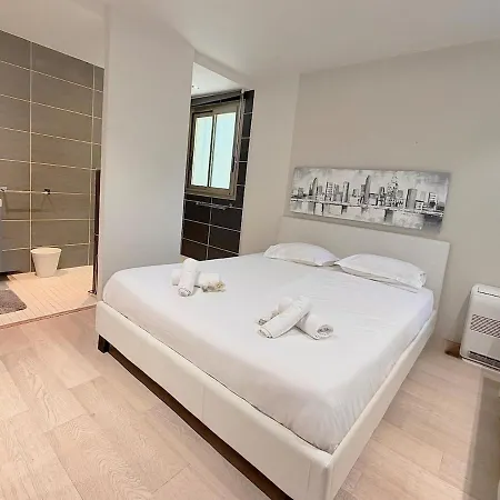 Hamo 6 Bedroom - Charming Pool - Center Villa