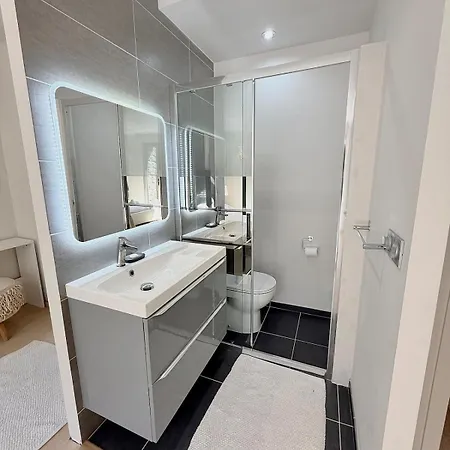 Βίλα Hamo 6 Bedroom - Charming Pool - Center Κάννες